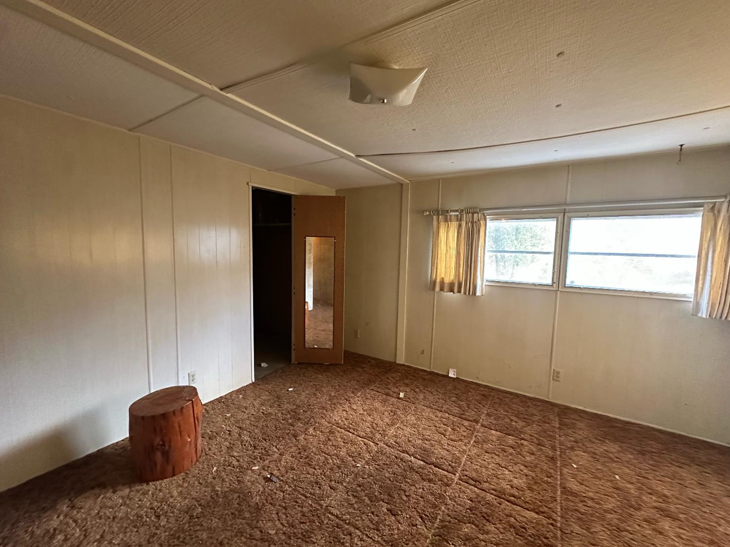 40653 Hodges Hill Dr, Oakhurst, CA 93644