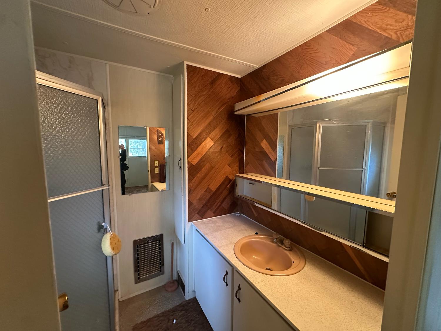 40653 Hodges Hill Dr, Oakhurst, CA 93644