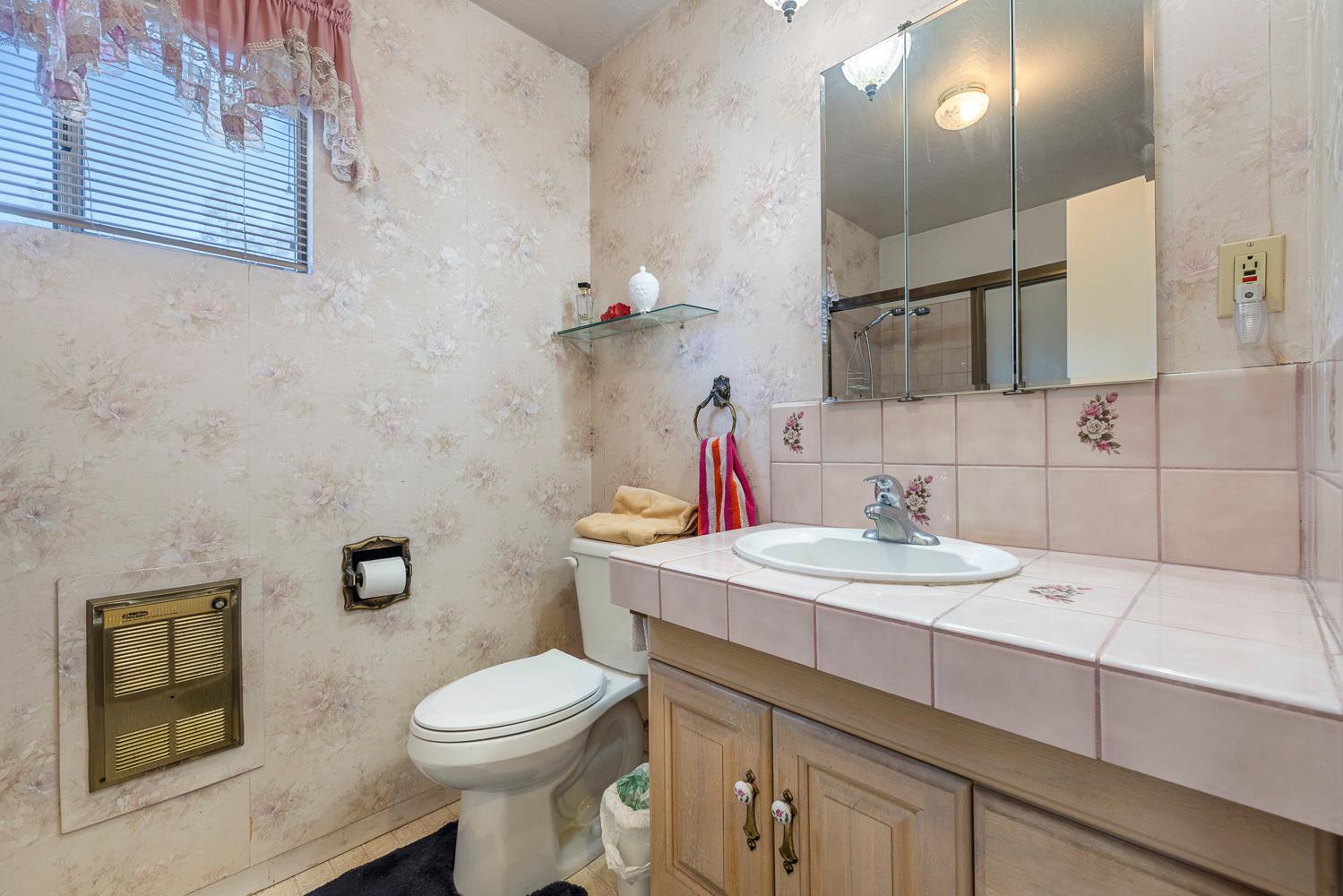 41722 Merriman Ln, Auberry, CA 93602