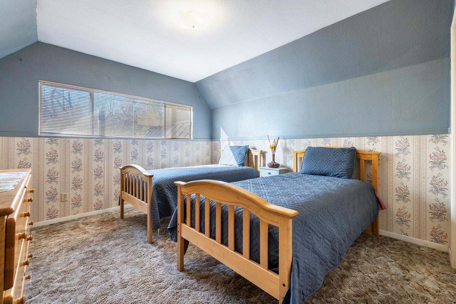 41722 Merriman Ln, Auberry, CA 93602