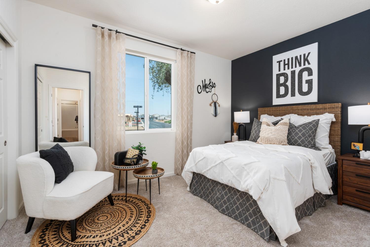 6730 E Home Ave, Fresno, CA 93727