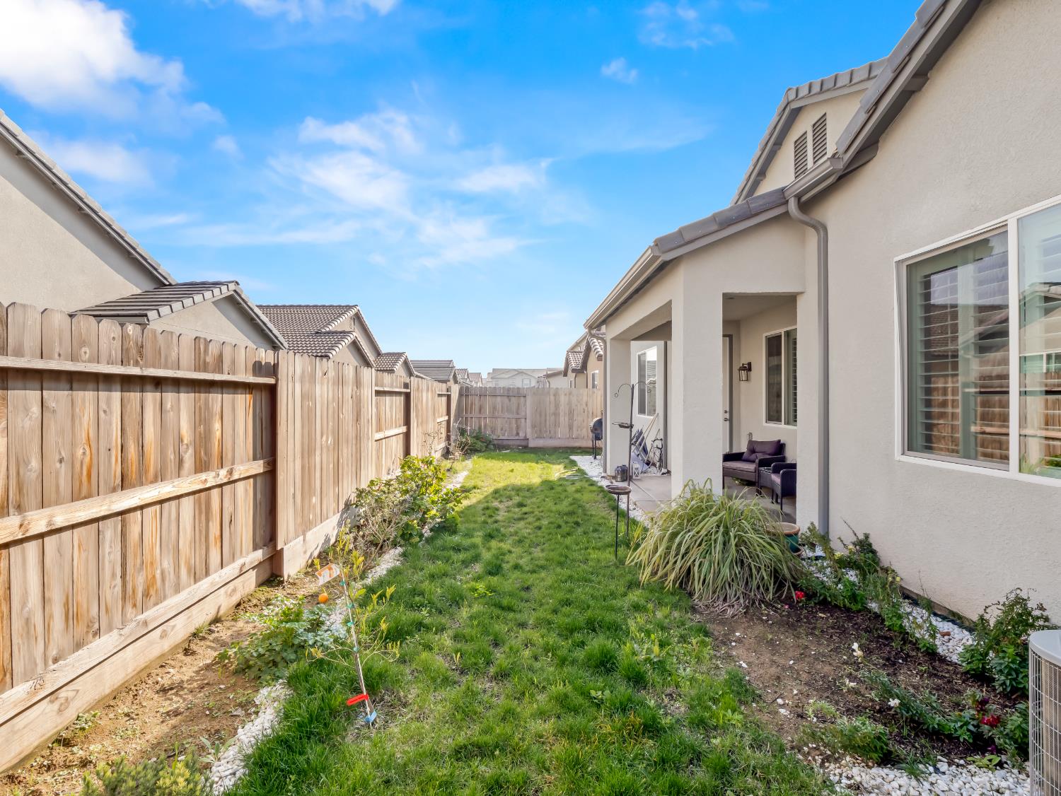 551 Talus Way S, Madera, CA 93636