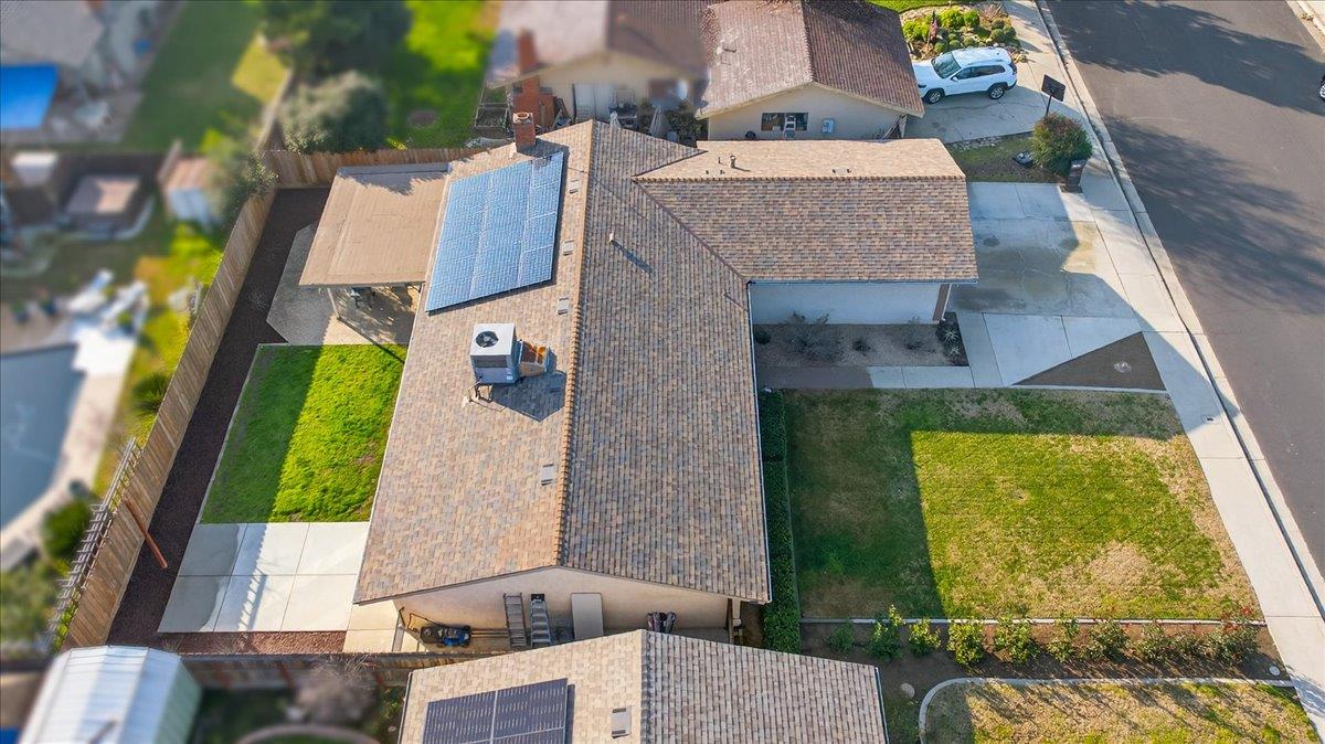 1506 Robinwood Ave, Clovis, CA 93611