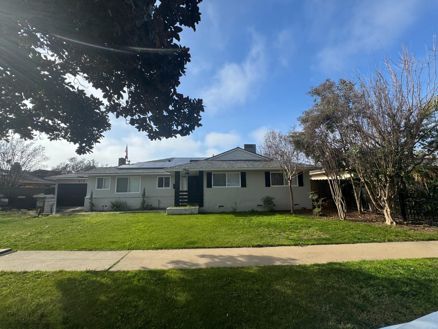 4755 N Sharon Ave, Fresno, CA 93704