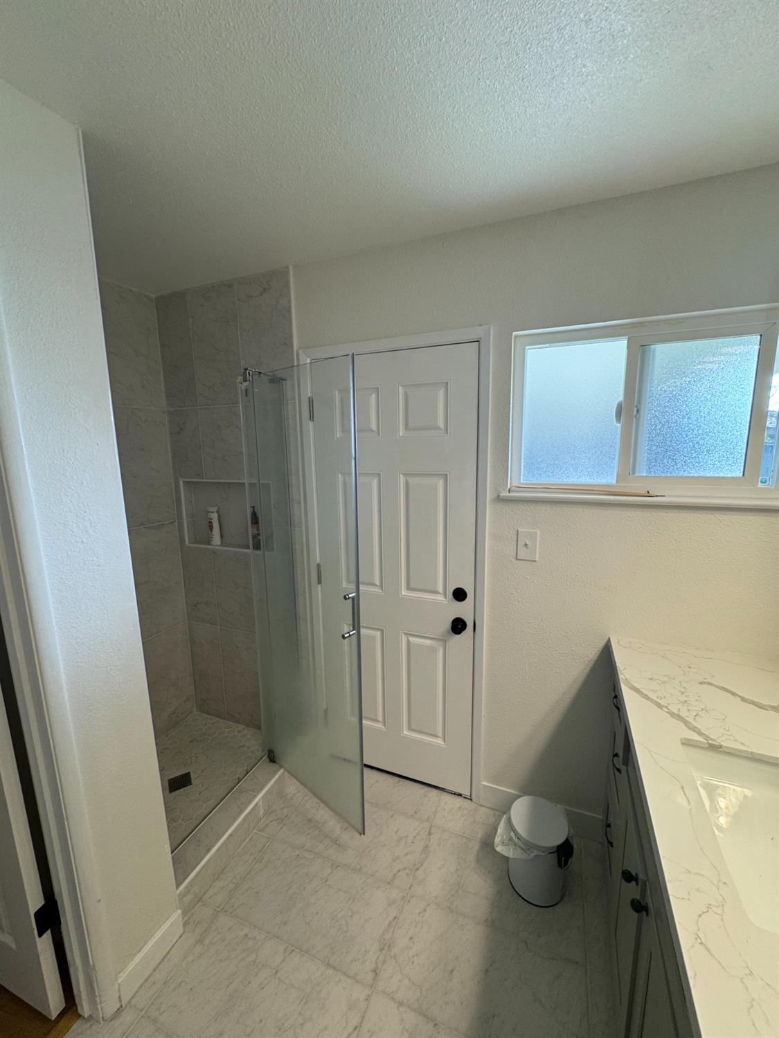 4755 N Sharon Ave, Fresno, CA 93704