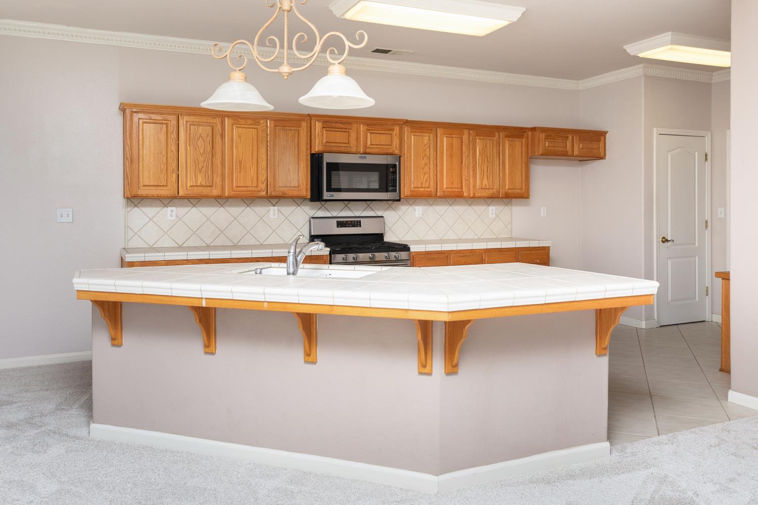 586 0 W Lindquist St, Kingsburg, CA 93631