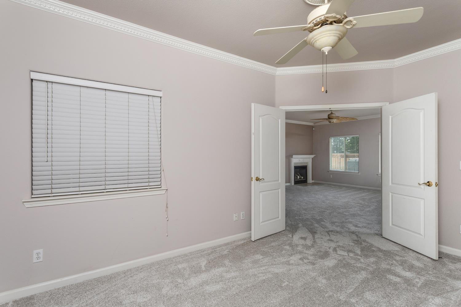 586 0 W Lindquist St, Kingsburg, CA 93631