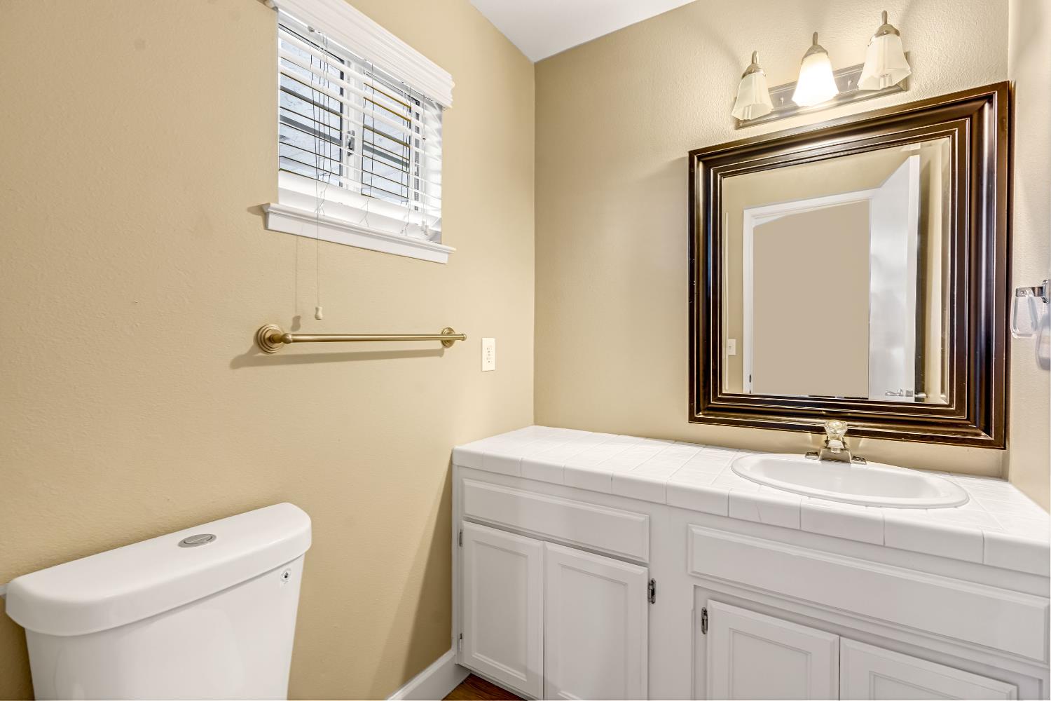 8665 N Cedar Ave #156, Fresno, CA 93720