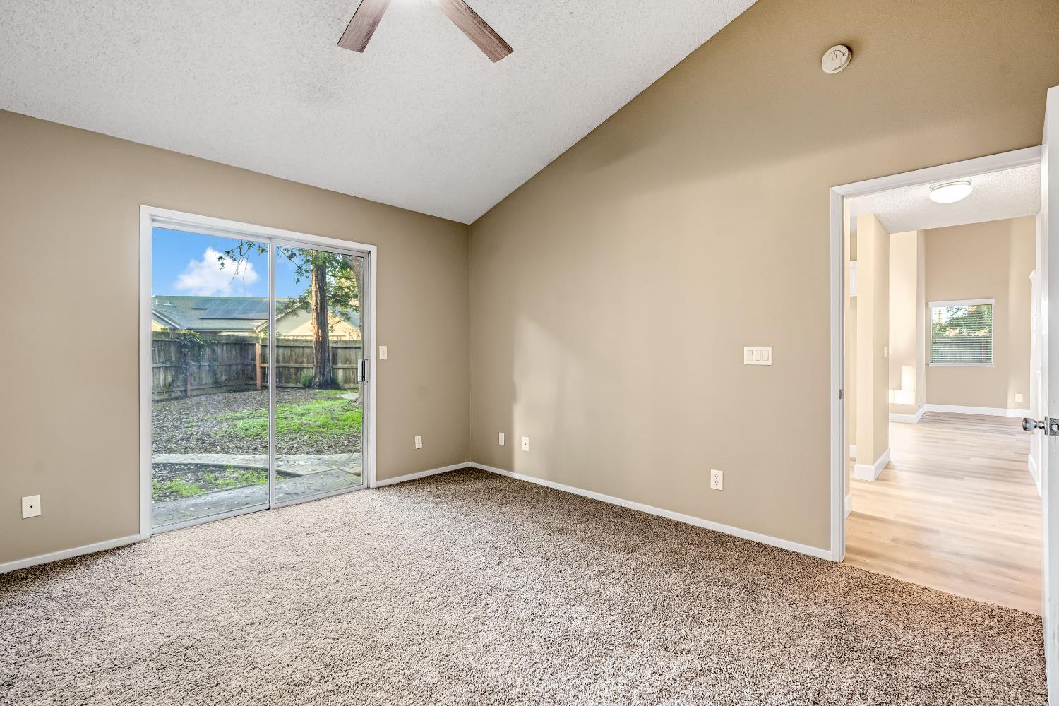 8665 N Cedar Ave #156, Fresno, CA 93720