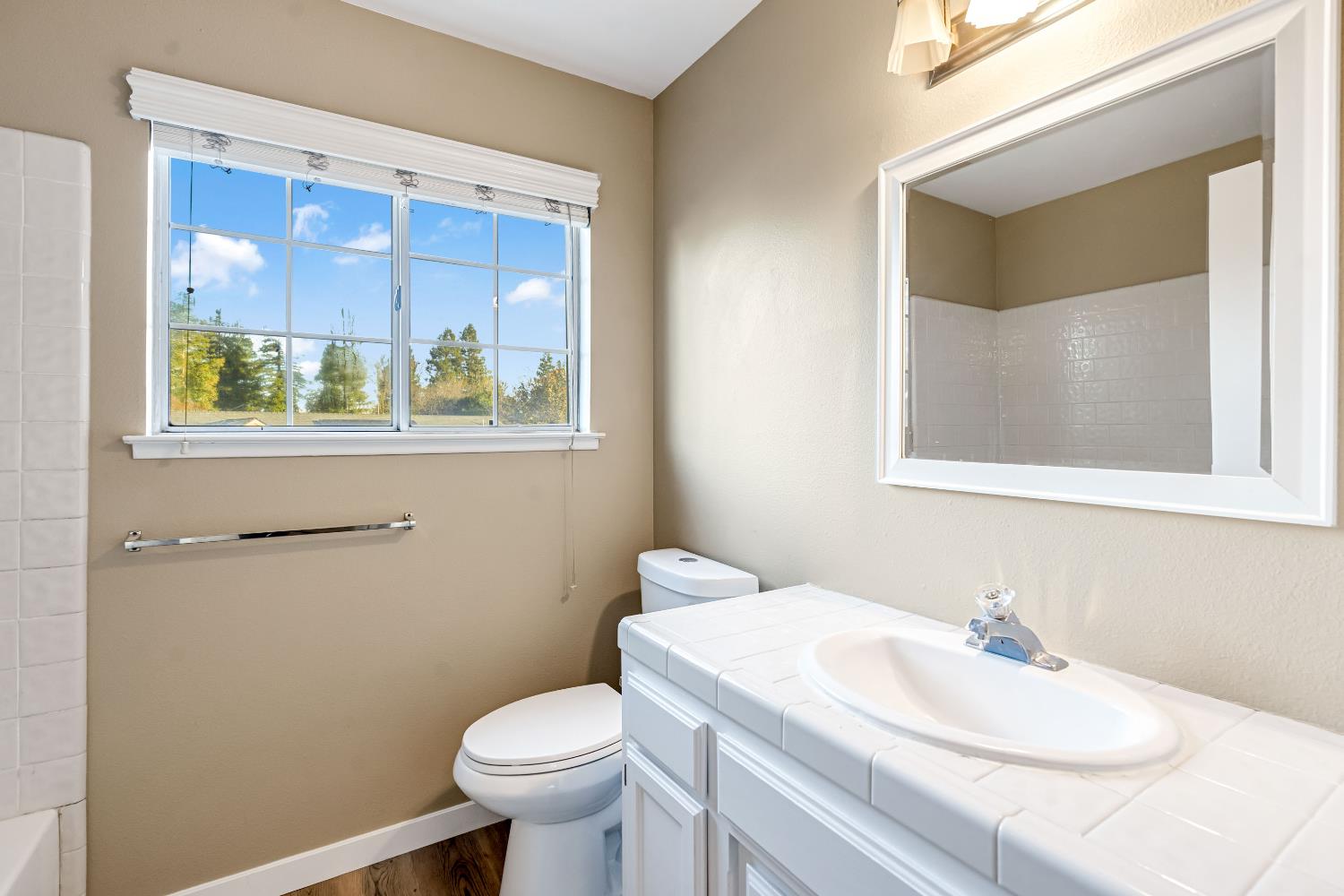 8665 N Cedar Ave #156, Fresno, CA 93720