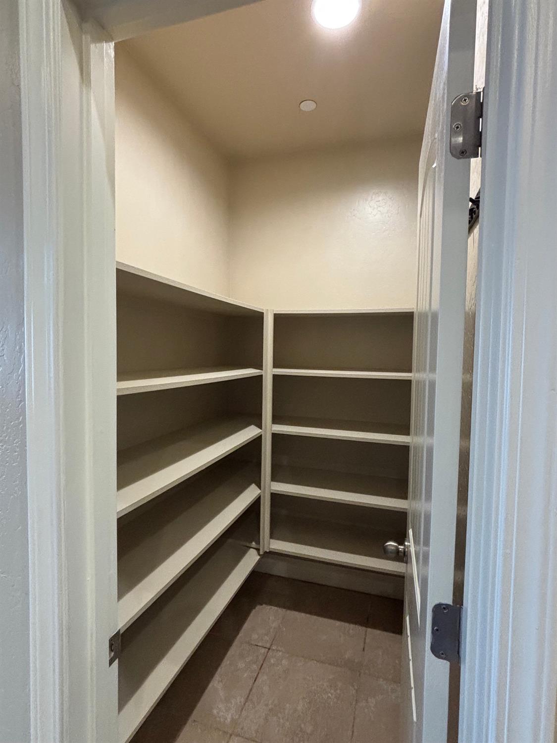 6235 E Pontiac Way, Fresno, CA 93727