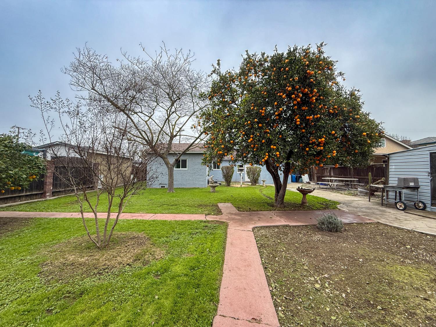 674 Wallis Ave, Gustine, CA 95340