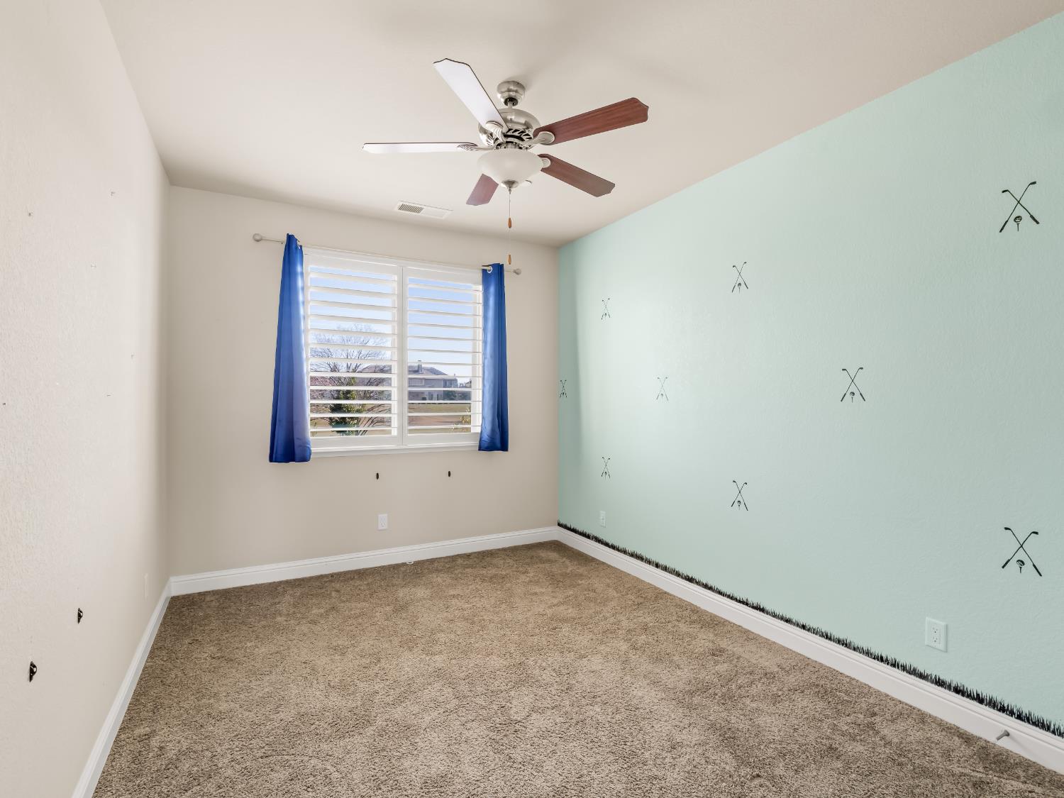 11584 N Via Venitzia Ave, Fresno, CA 93730