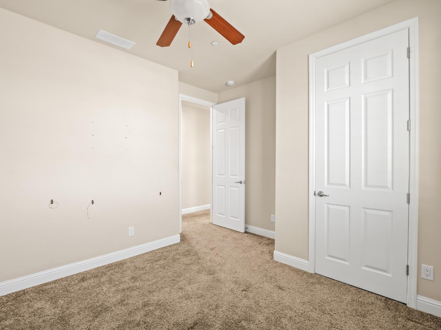 11584 N Via Venitzia Ave, Fresno, CA 93730