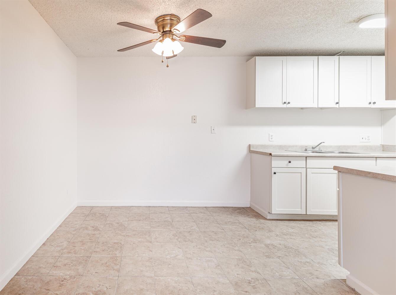 5181 E Olive Ave #121, Fresno, CA 93727