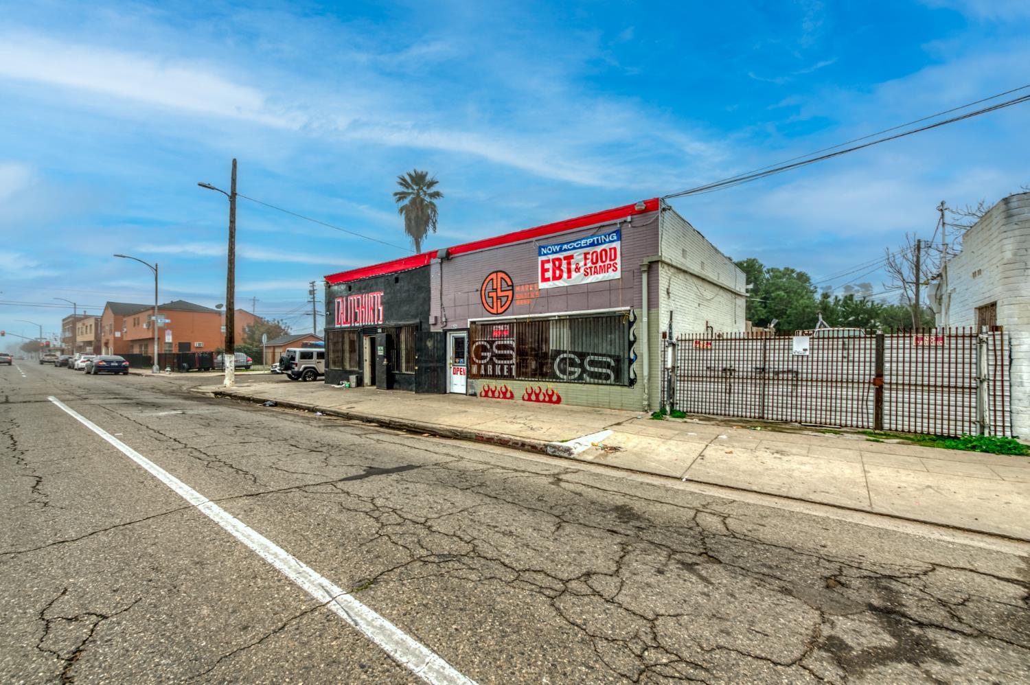601 N Fresno St, Fresno, CA 93701