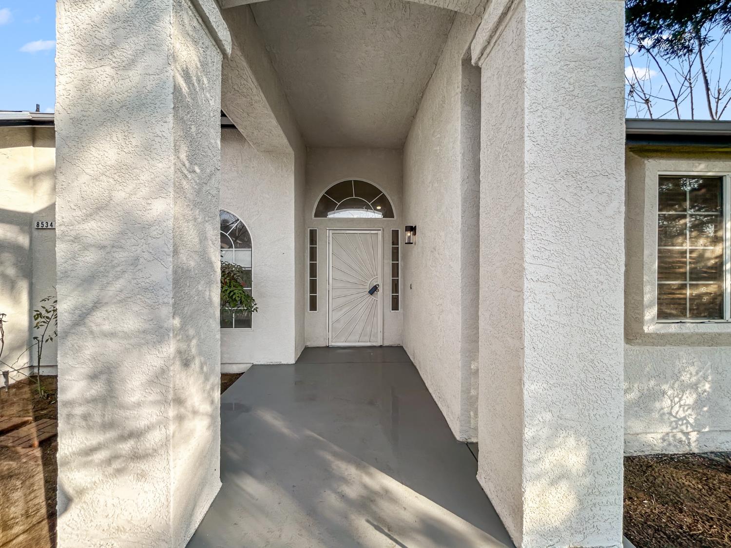 8534 N Meridian Ave, Fresno, CA 93720