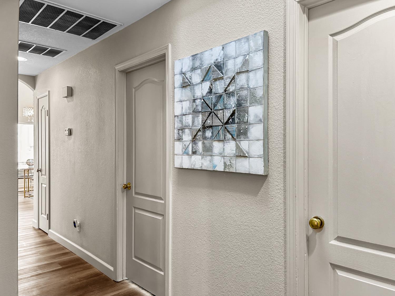 8534 N Meridian Ave, Fresno, CA 93720