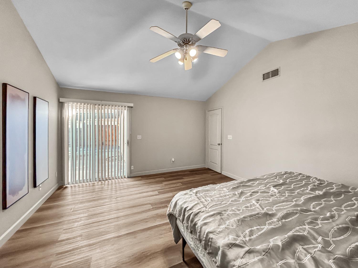 8534 N Meridian Ave, Fresno, CA 93720