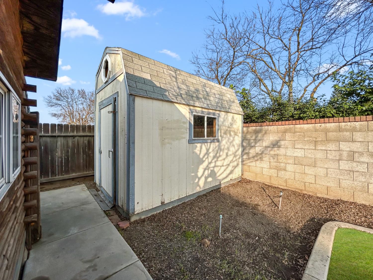 8534 N Meridian Ave, Fresno, CA 93720