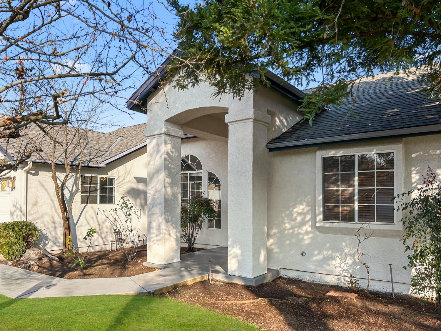 8534 N Meridian Ave, Fresno, CA 93720