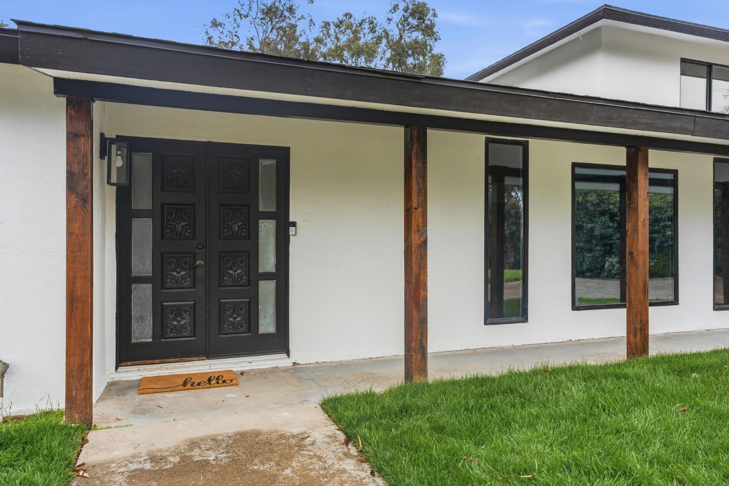 10326 N Fowler Ave, Clovis, CA 93619