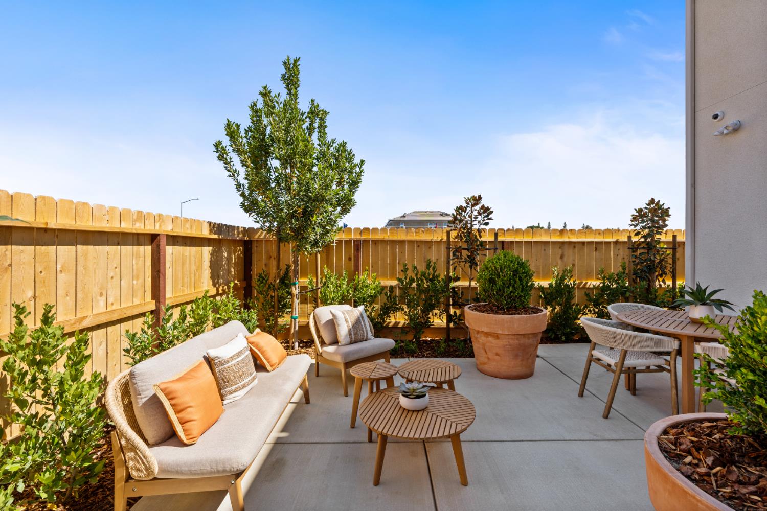 1528 Vintage Ln, Clovis, CA 93619