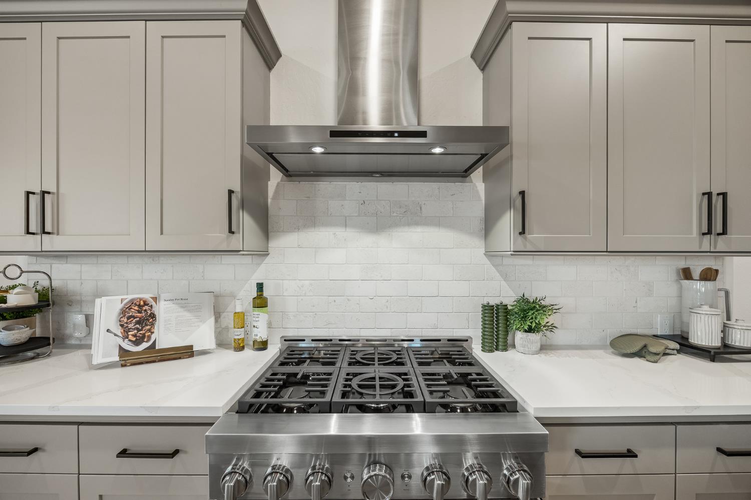 7243 W Ashcroft Ave, Fresno, CA 93723