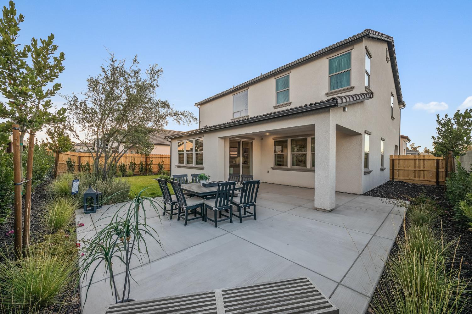 7243 W Ashcroft Ave, Fresno, CA 93723