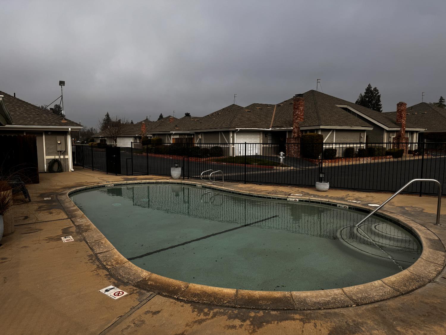 381 E Nees #122, Fresno, CA 93720