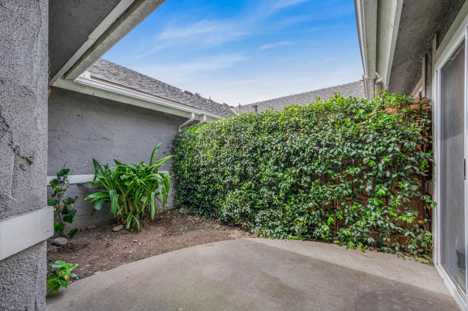 381 E Nees #122, Fresno, CA 93720