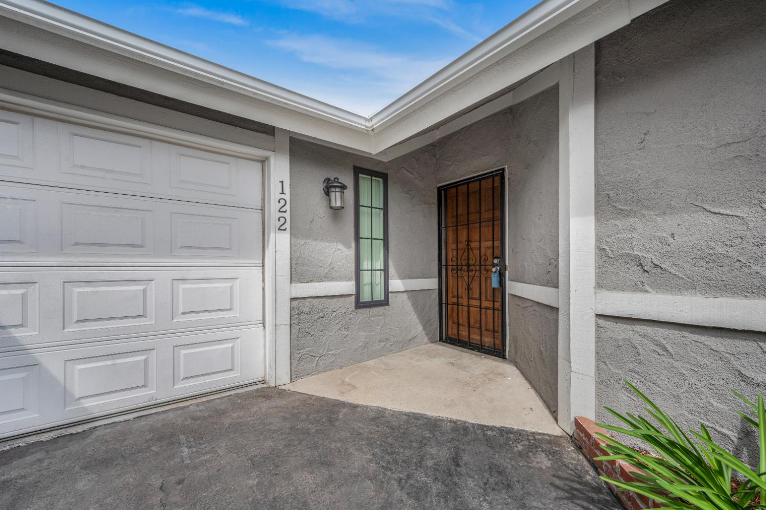 381 E Nees #122, Fresno, CA 93720