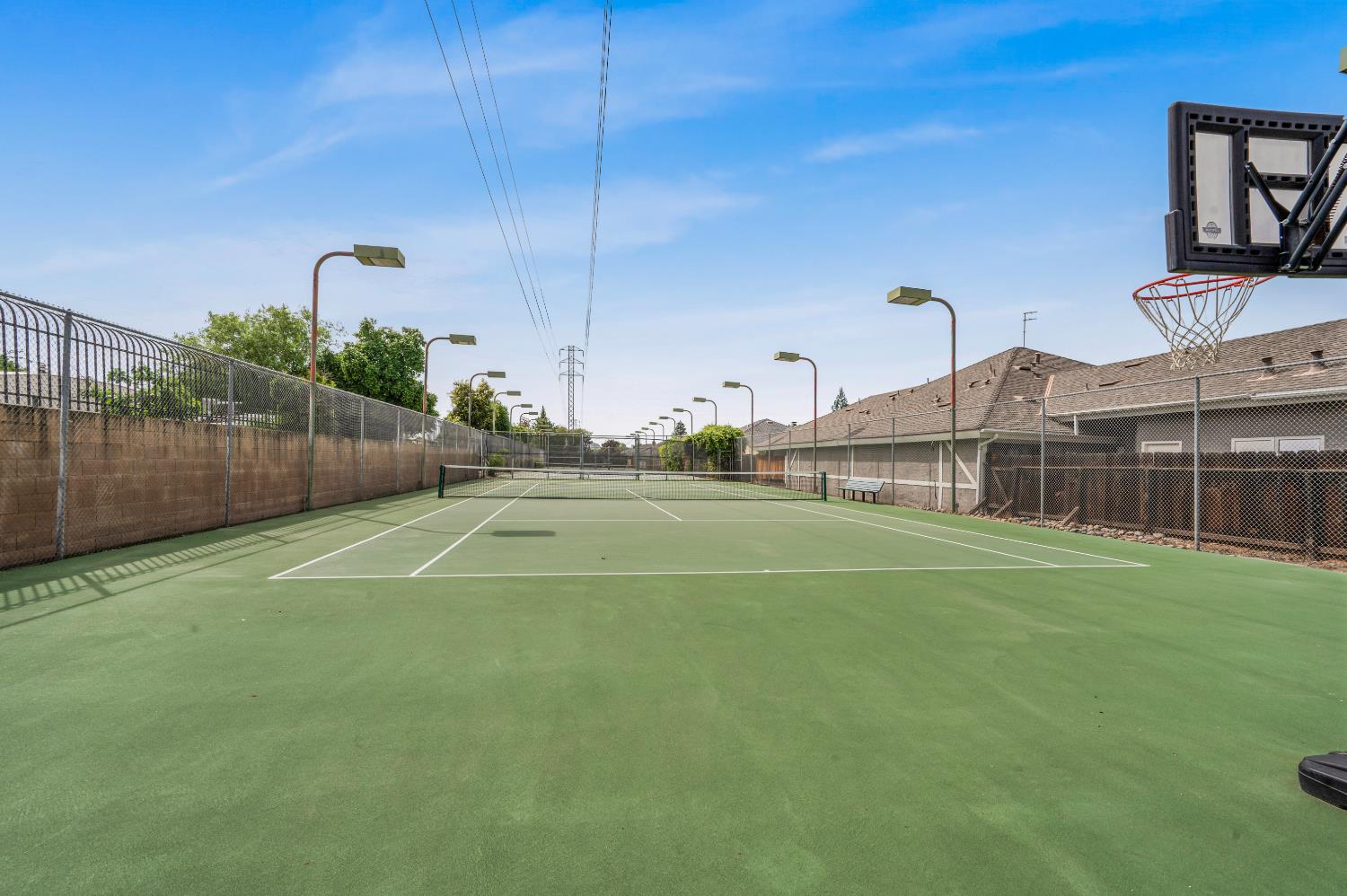 381 E Nees #122, Fresno, CA 93720
