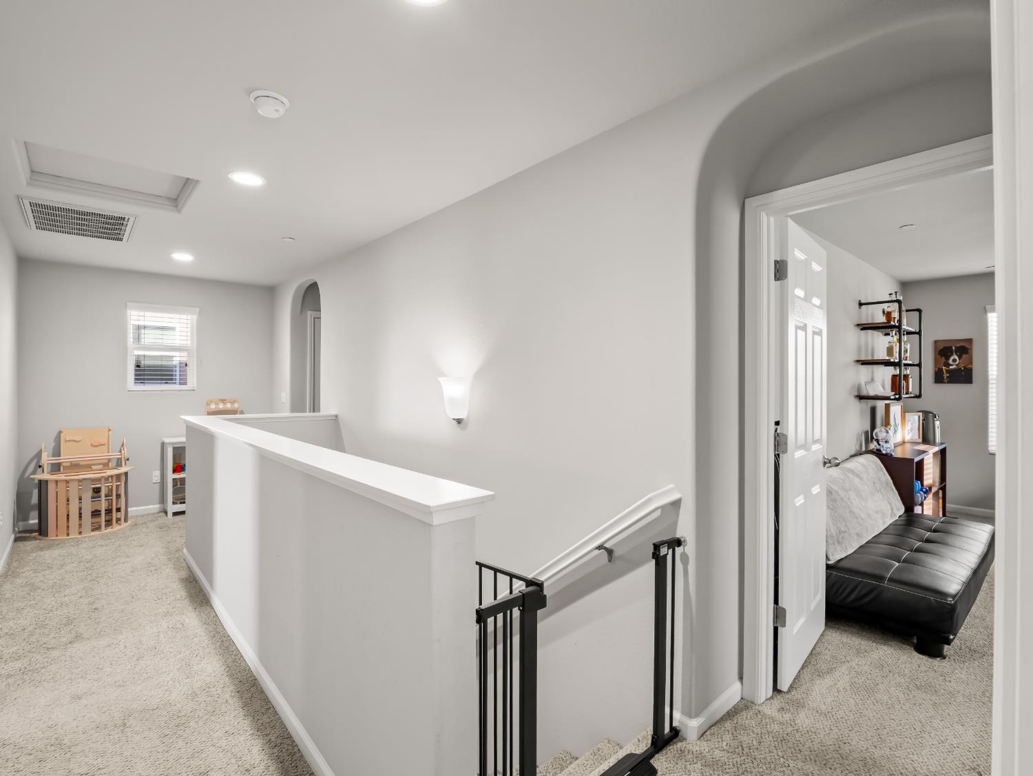 1573 Joy Dr, Clovis, CA 93619