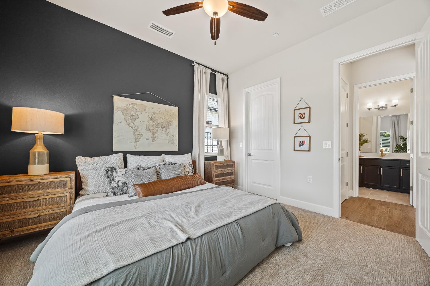 11214 N Via Ravenna Dr, Fresno, CA 93730