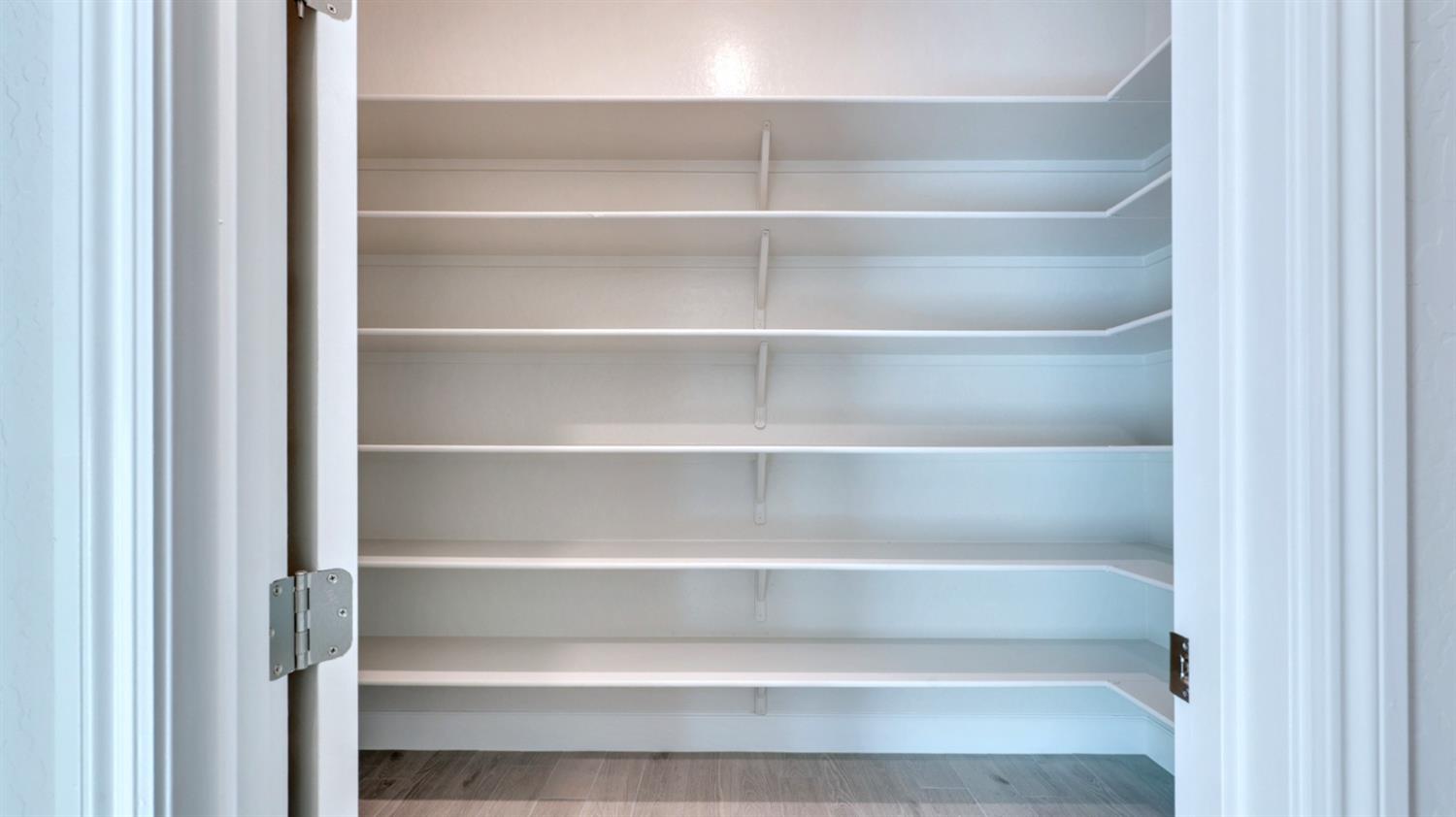 951 Talus Way South, Madera, CA 93636