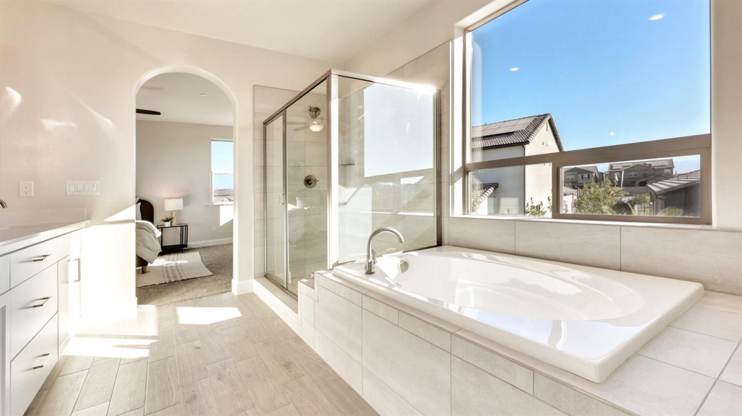 951 Talus Way South, Madera, CA 93636