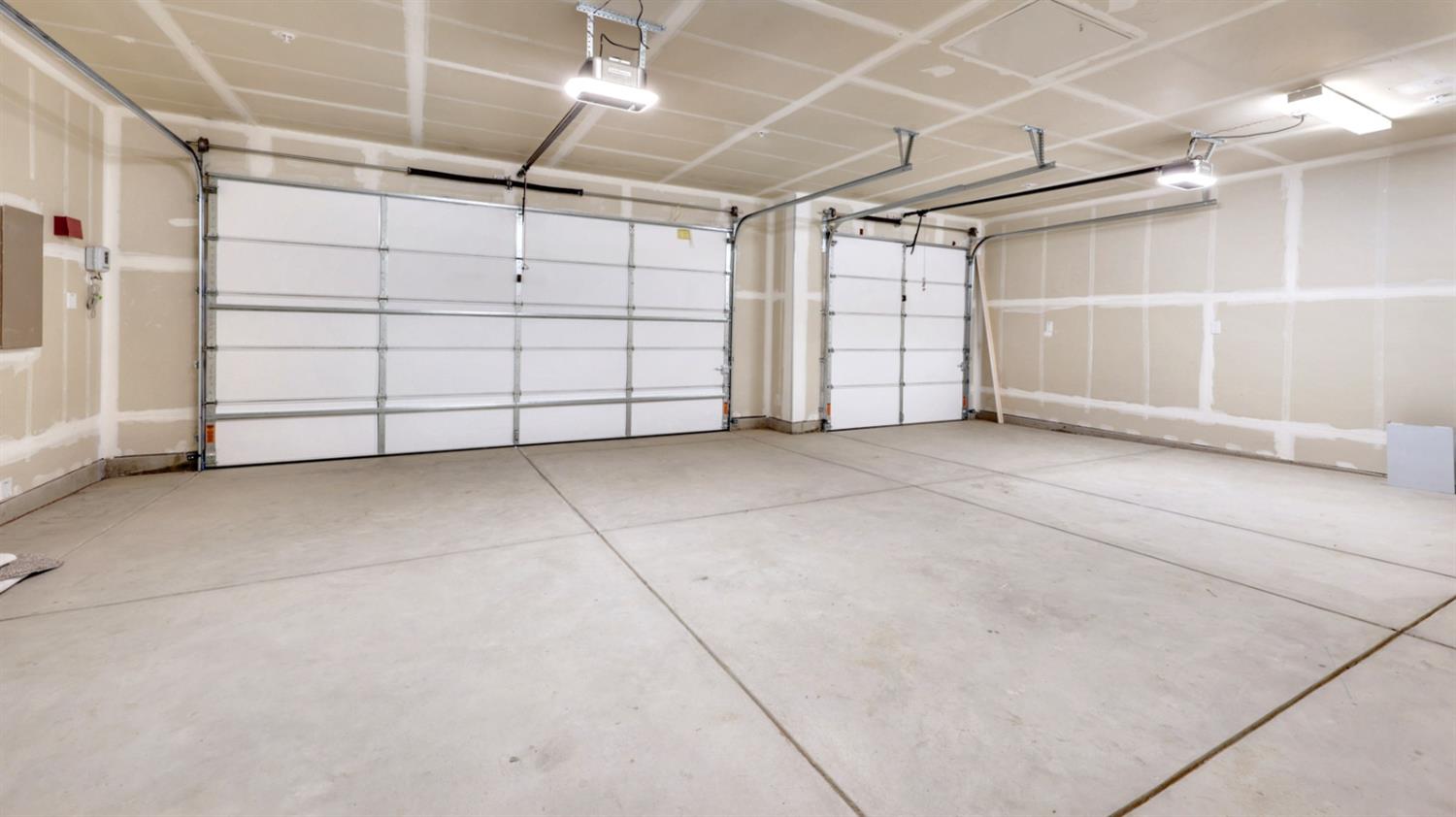 951 Talus Way South, Madera, CA 93636