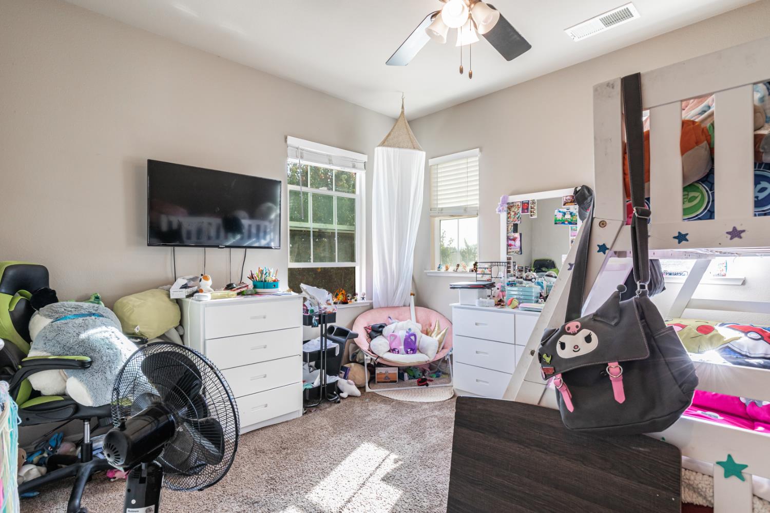 3299 Poe, Clovis, CA 93619