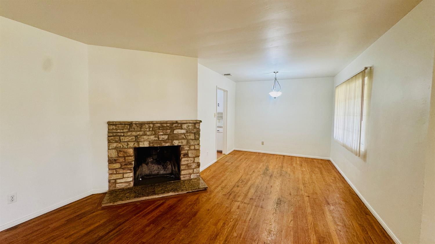 3160 Terrel Ct, Bakersfield, CA 93304