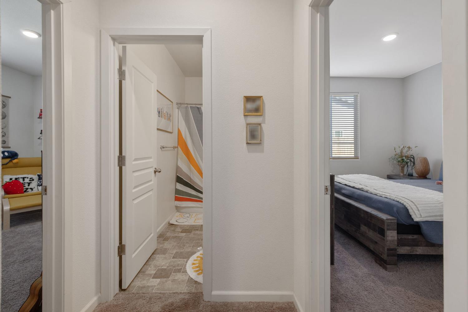 495 Pearl Dr, Lemoore, CA 93245