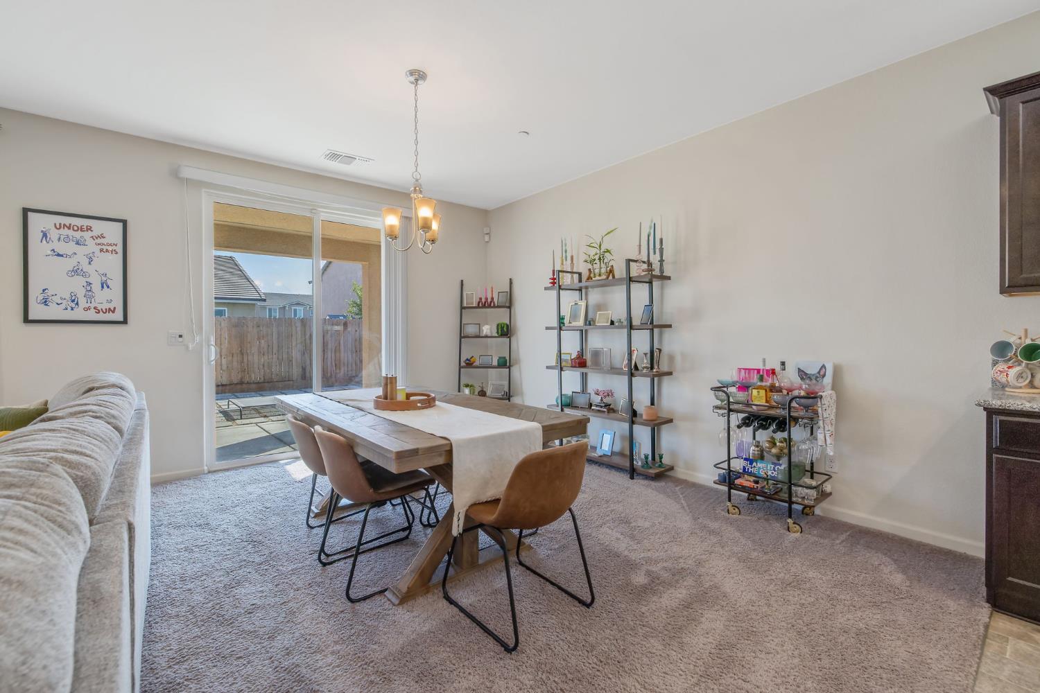 495 Pearl Dr, Lemoore, CA 93245