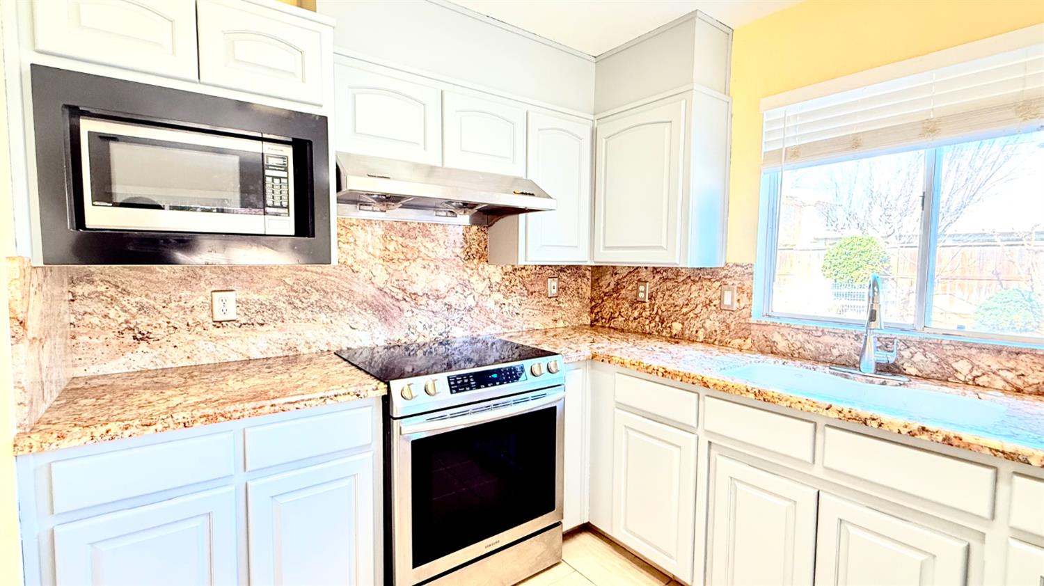 1778 E Niles Ave, Fresno, CA 93720