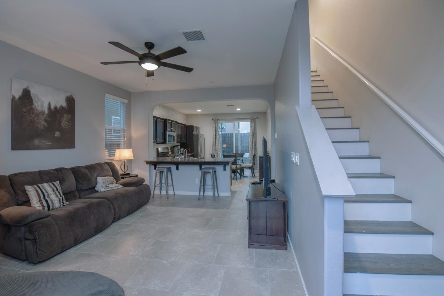 3753 Artistry Way, Clovis, CA 93619