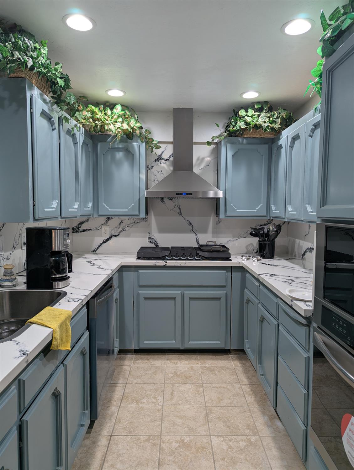 4815 E Geary St, Fresno, CA 93725