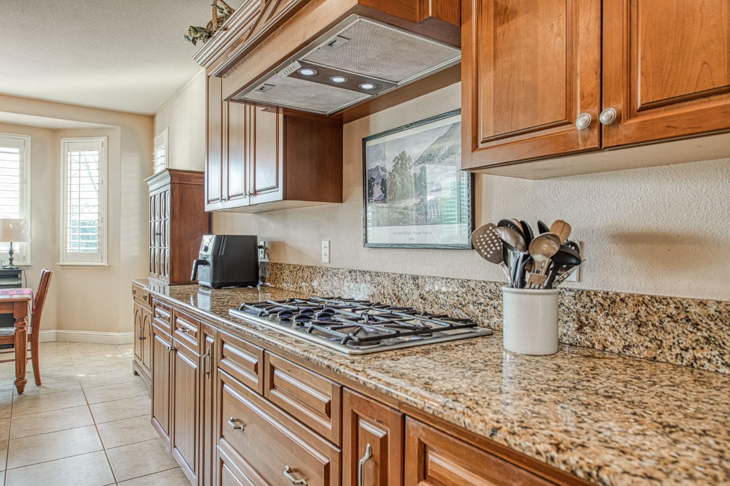 1906 N Langley Ave, Clovis, CA 93619