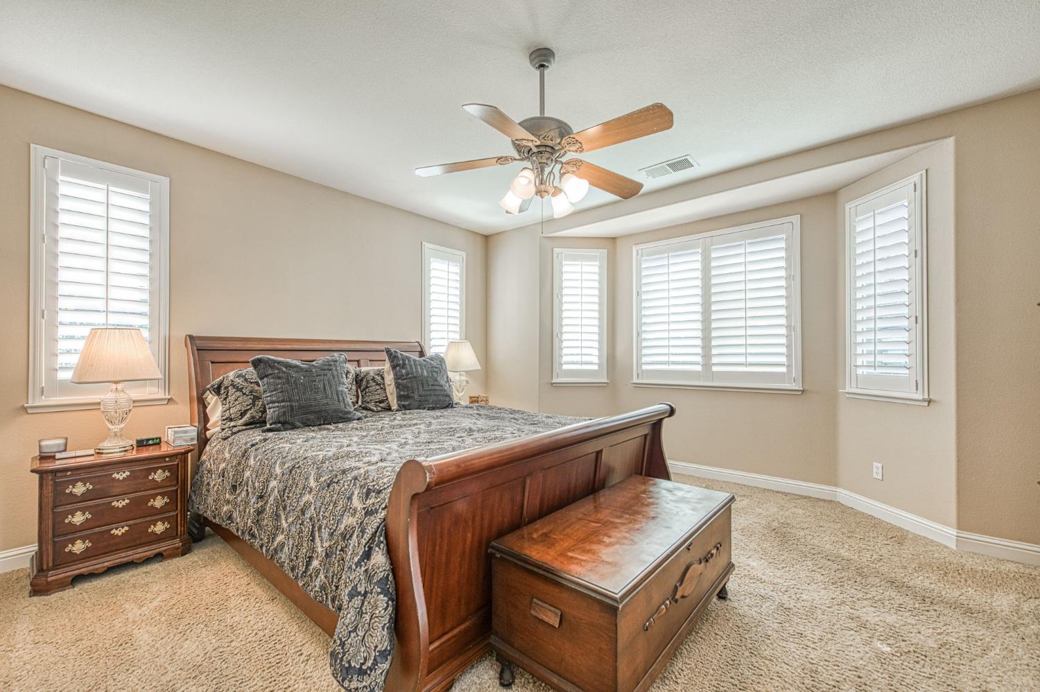 1906 N Langley Ave, Clovis, CA 93619