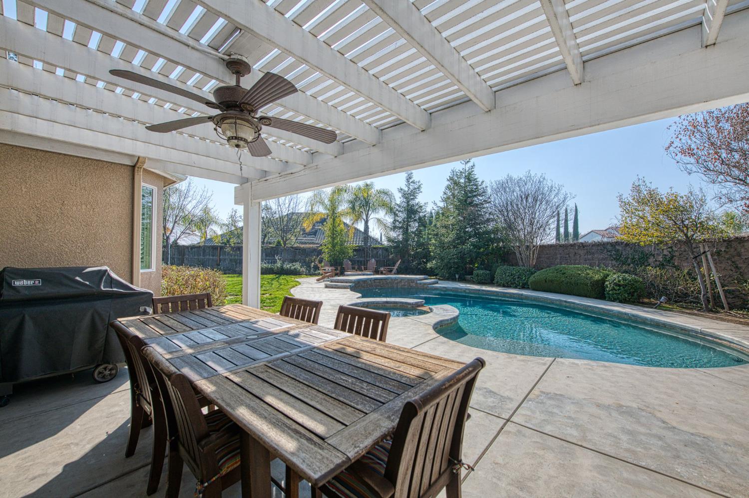 1906 N Langley Ave, Clovis, CA 93619