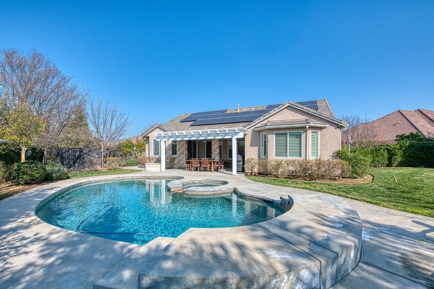 1906 N Langley Ave, Clovis, CA 93619