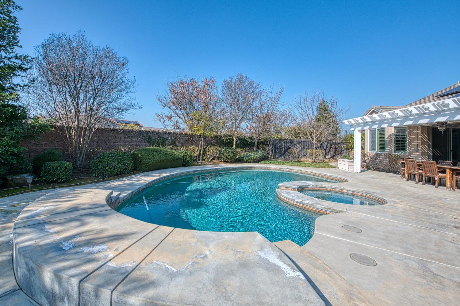 1906 N Langley Ave, Clovis, CA 93619